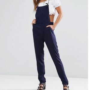 BNwT Navy Embroidered Boho Overalls/Jumpsuit Sz M